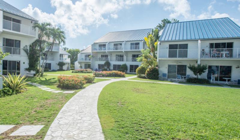 Villas Of The Galleon George Town Exterior photo